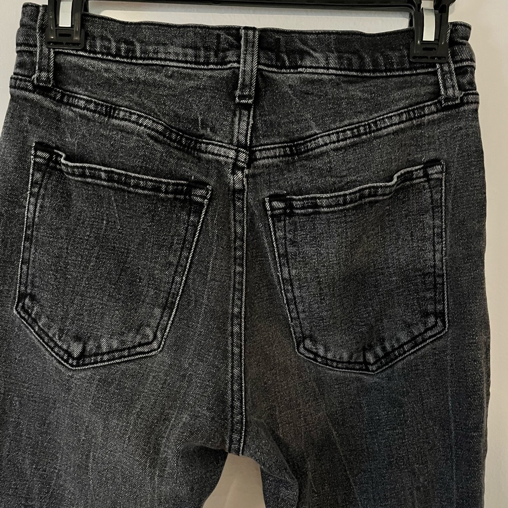 A&F High Rise Mom Jeans - Picture 6 of 6
